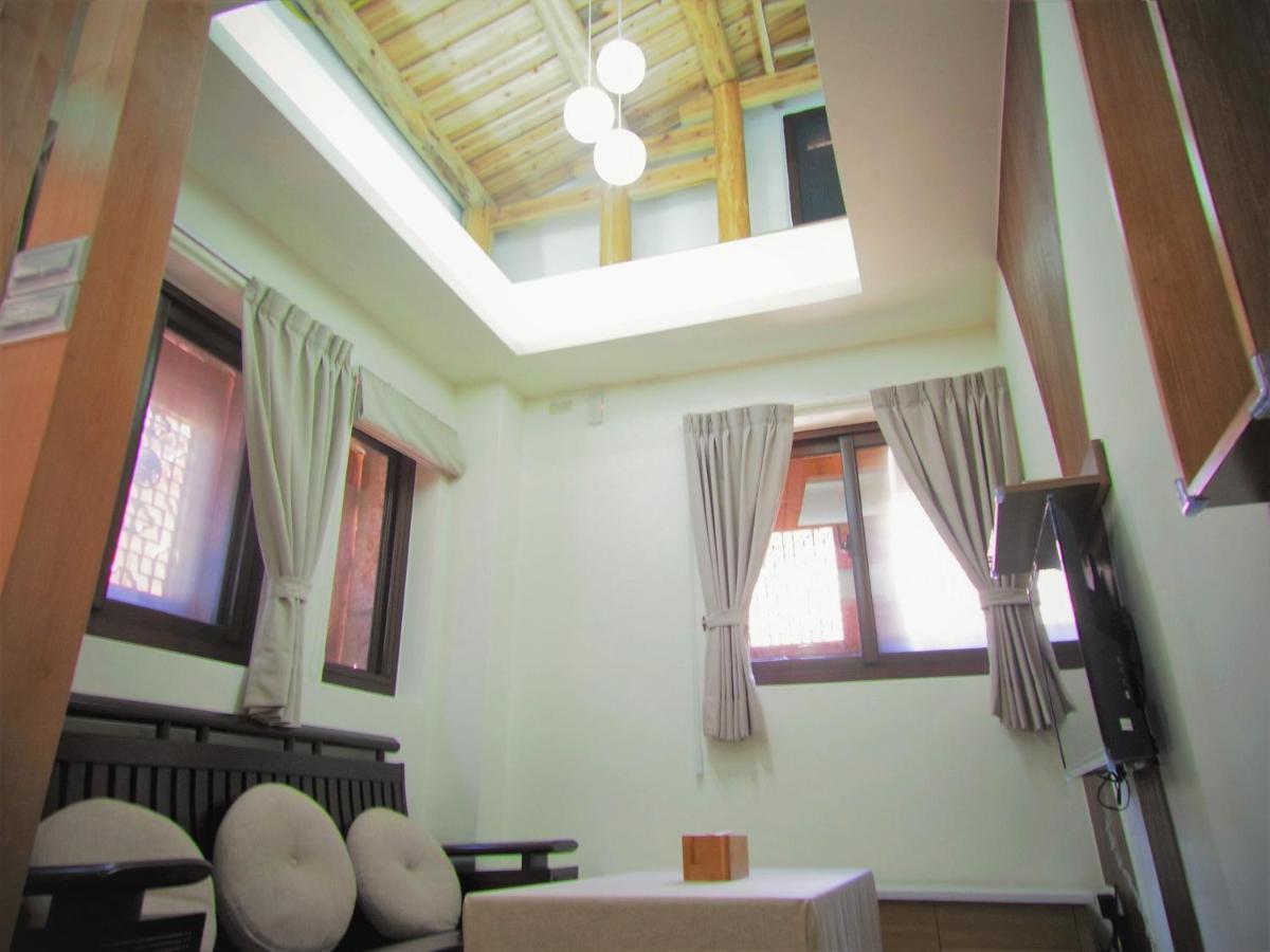 沐 Guang 獨棟 館 Apartment Nangan Bagian luar foto